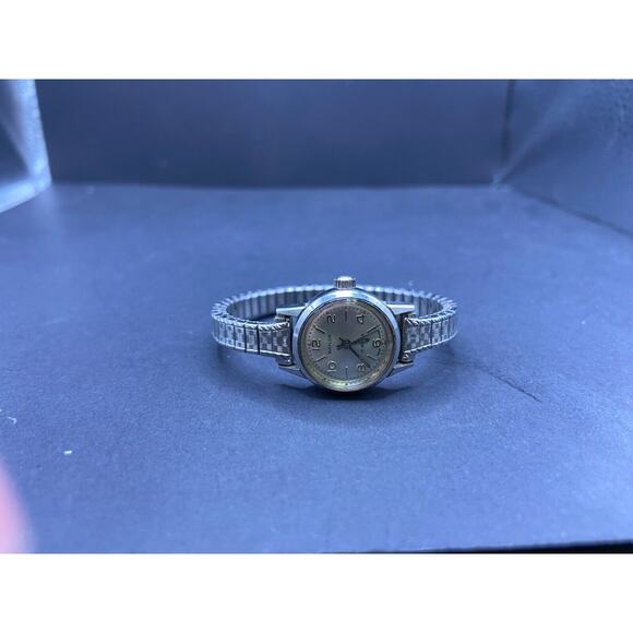 Baylor 17 Jewels Swiss Made Watch Antimagnetic Incabloc Waterproof Shockproof main image 9